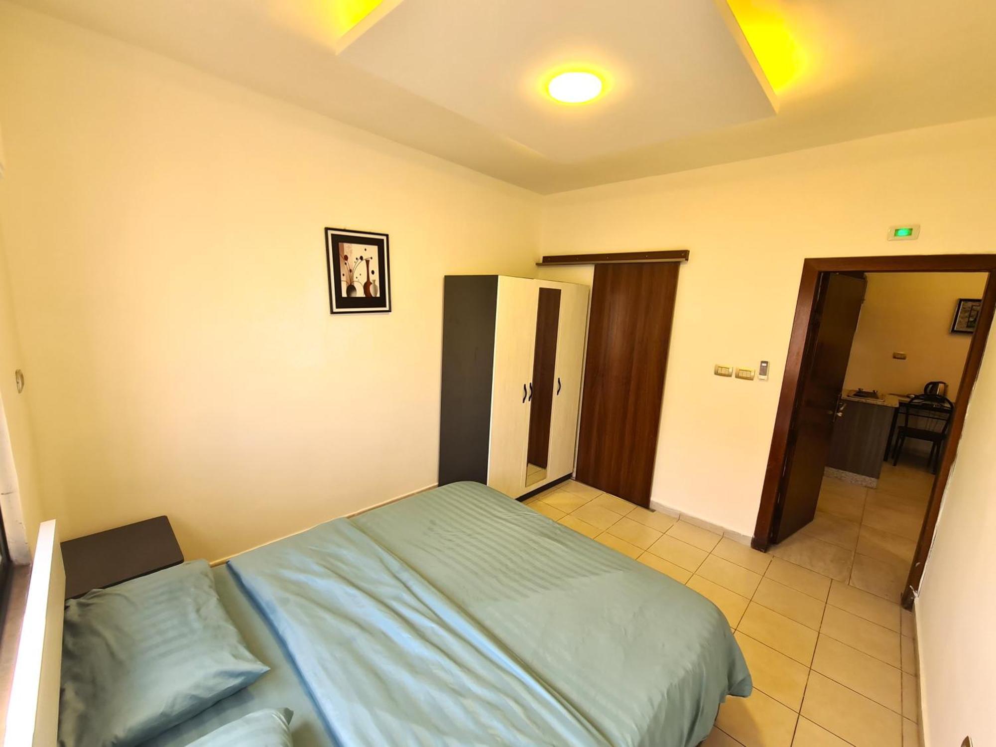 Dair Ghbar Gate Apartments Amã Quarto foto